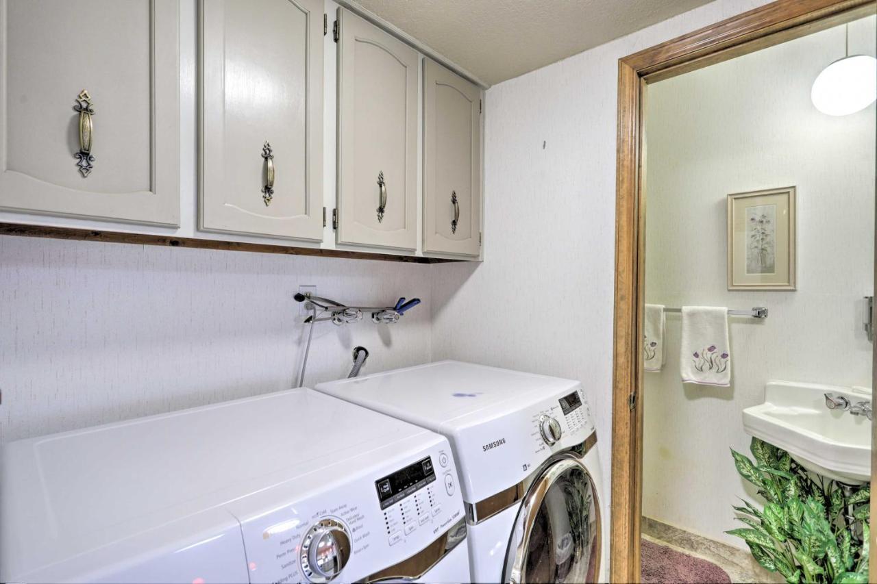 Grand Junction Golf Course Condo With Balconies Extérieur photo